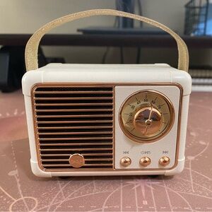 Portable Retro Bluetooth Speaker